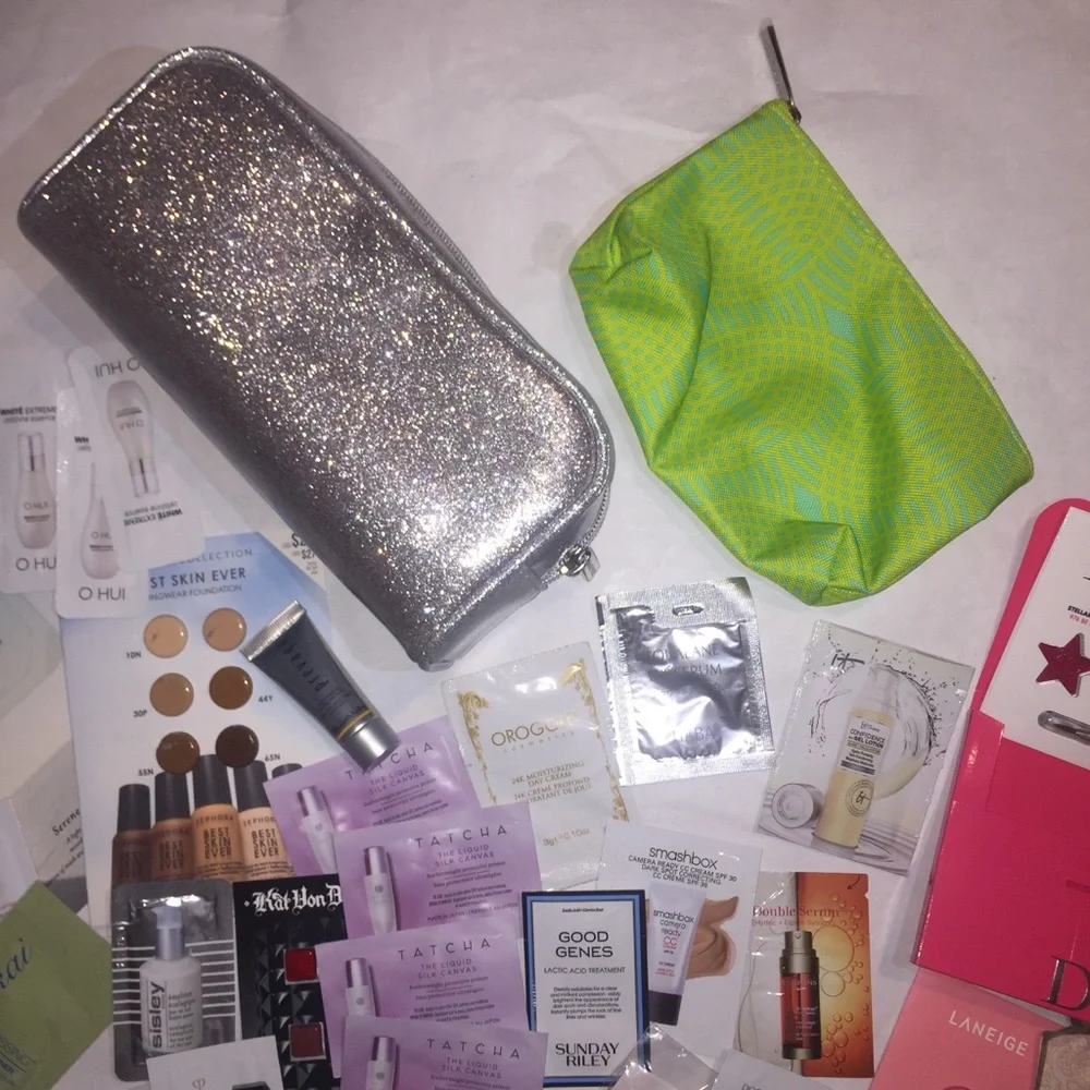 69 pcs samples & 2 makeup bags